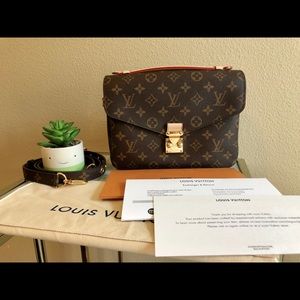 Authentic Louis Vuitton Pochette Métis — MIF